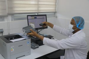AUTOMATE VITEK SERVICE BACTERIOLOGIE