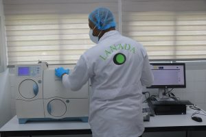 AUTOMATE VITEK SERVICE BACTERIOLOGIE