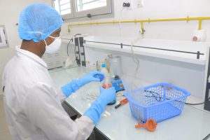 PHASE DE COULE DE MILIEU DE CULTURE