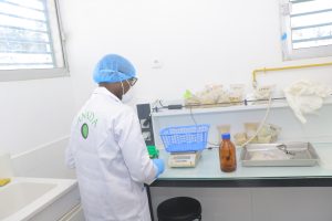 POSTE DE PRISE D'ESSAI