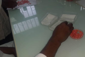 MANIPULATION DES ECHANTILLONS DES SEMENCES EN LABORATOIRE 3